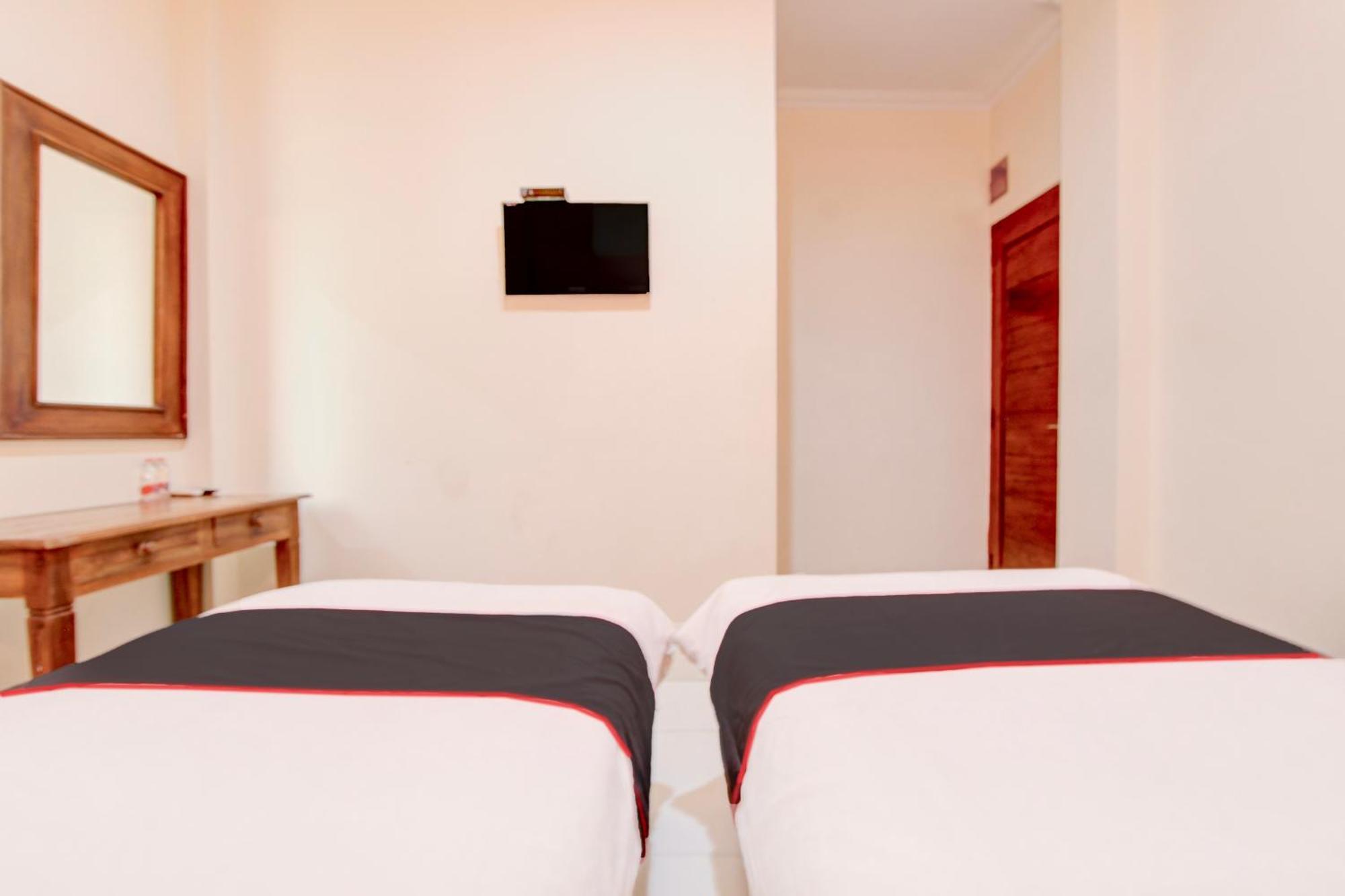 Hotel Collection O Jalan Malioboro Near Lempuyangan Station Formerly Vala 2*
