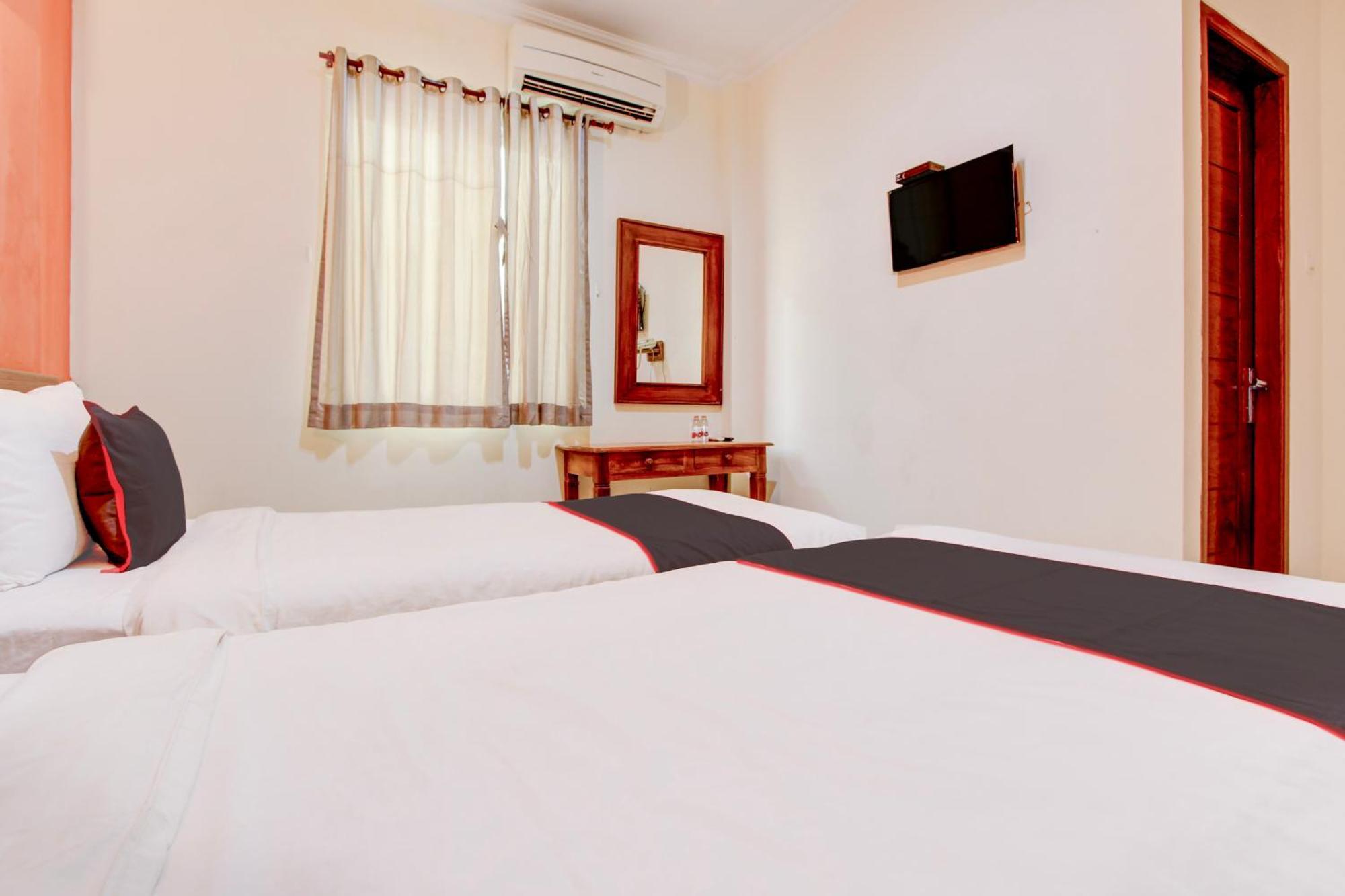 Collection O Jalan Malioboro Near Lempuyangan Station Formerly Vala Hotel 2*